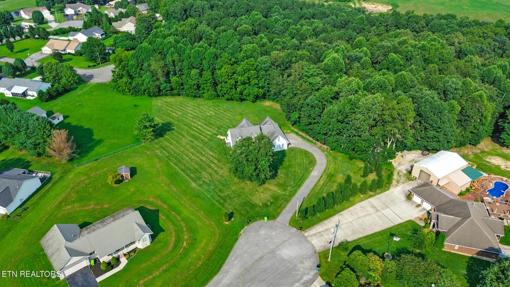 246 Autumn Drive Crossville, TN 38571