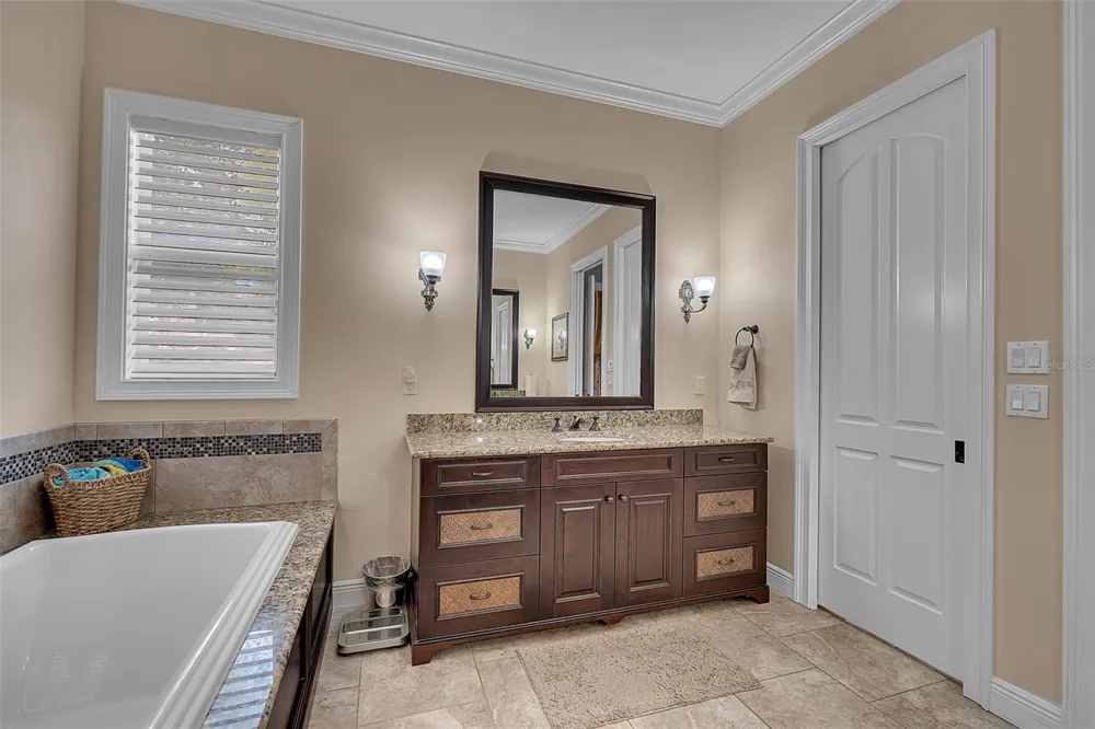 15114 LINN PARK TERRACE Lakewood Ranch, FL 34202