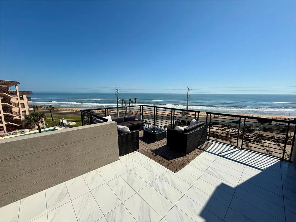 2360 OCEAN SHORE BOULEVARD #304 Ormond Beach, FL 32176