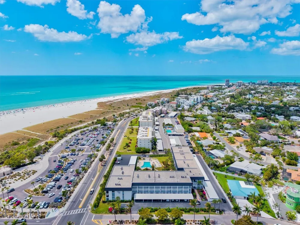 5600 BEACH WAY DRIVE #109 Sarasota, FL 34242