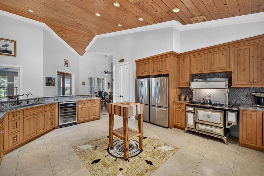 13342 W LAKE YALE ROAD Umatilla, FL 32784