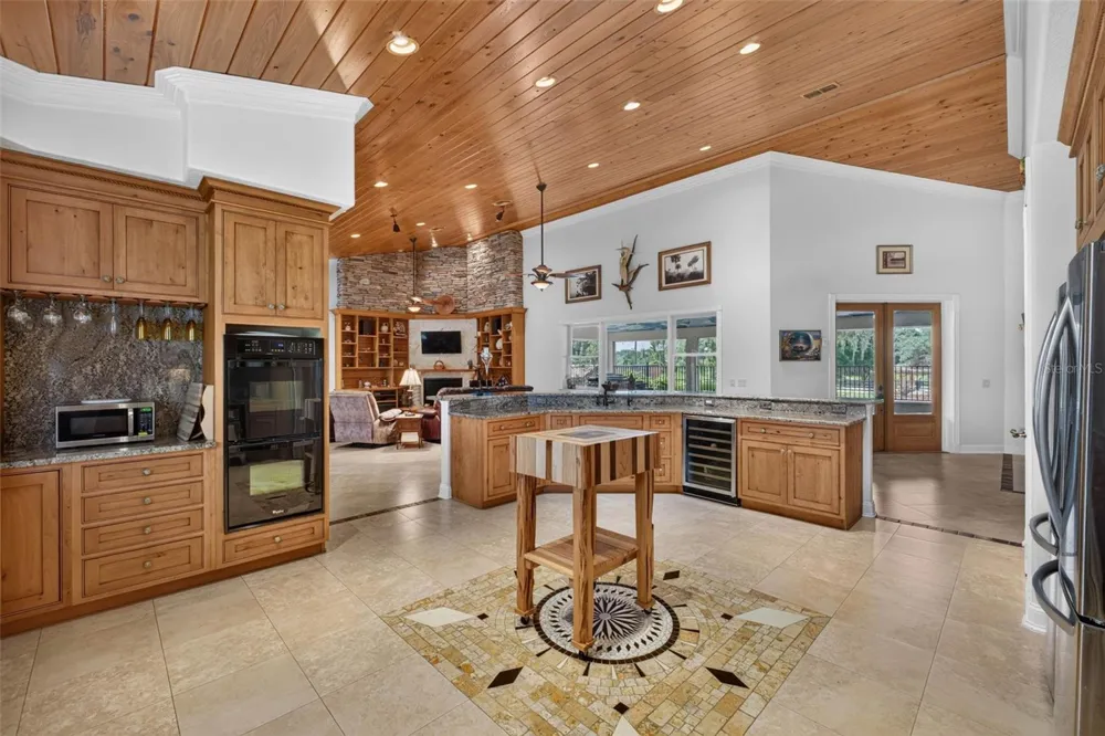 13342 W LAKE YALE ROAD Umatilla, FL 32784