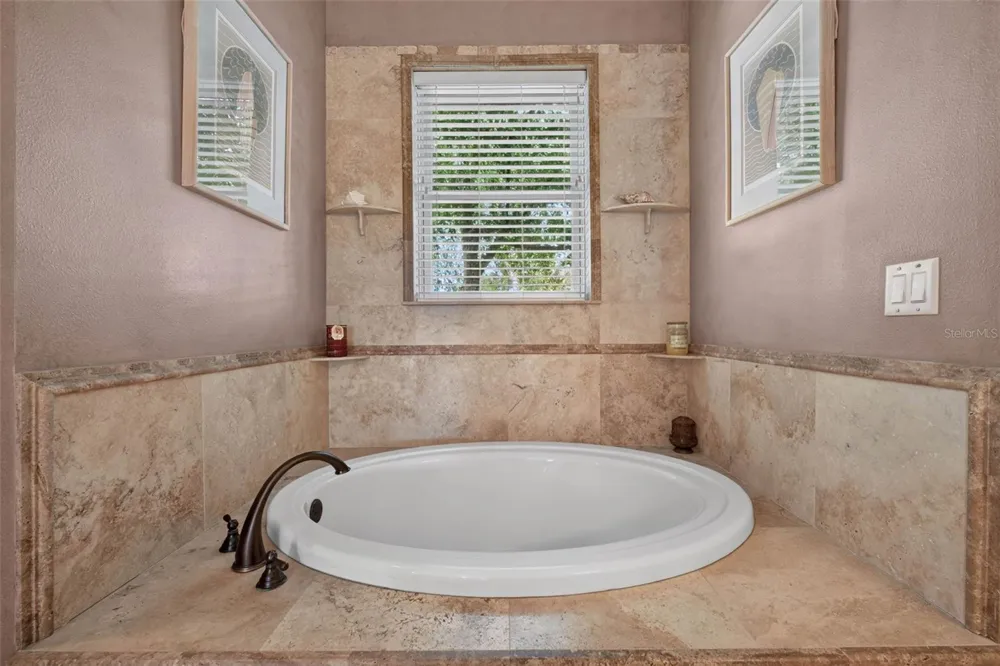 13342 W LAKE YALE ROAD Umatilla, FL 32784