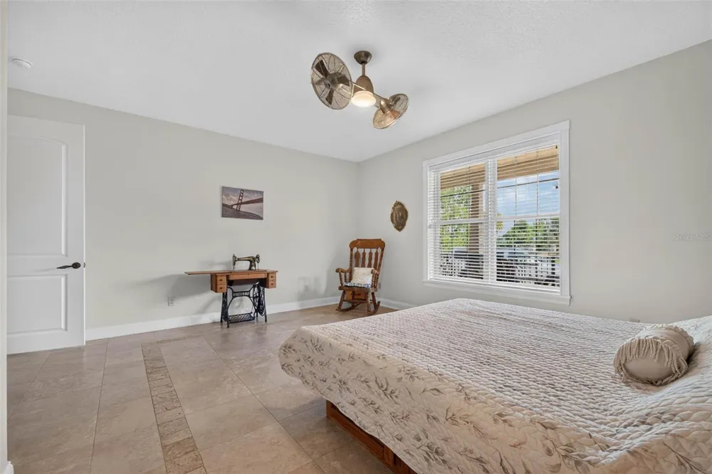 13342 W LAKE YALE ROAD Umatilla, FL 32784