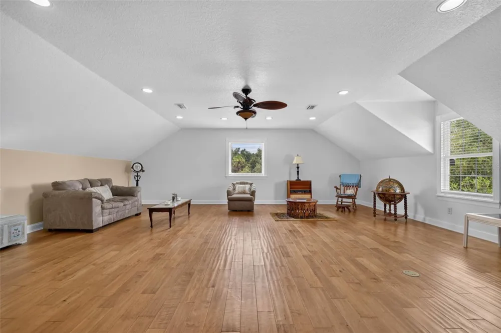 13342 W LAKE YALE ROAD Umatilla, FL 32784