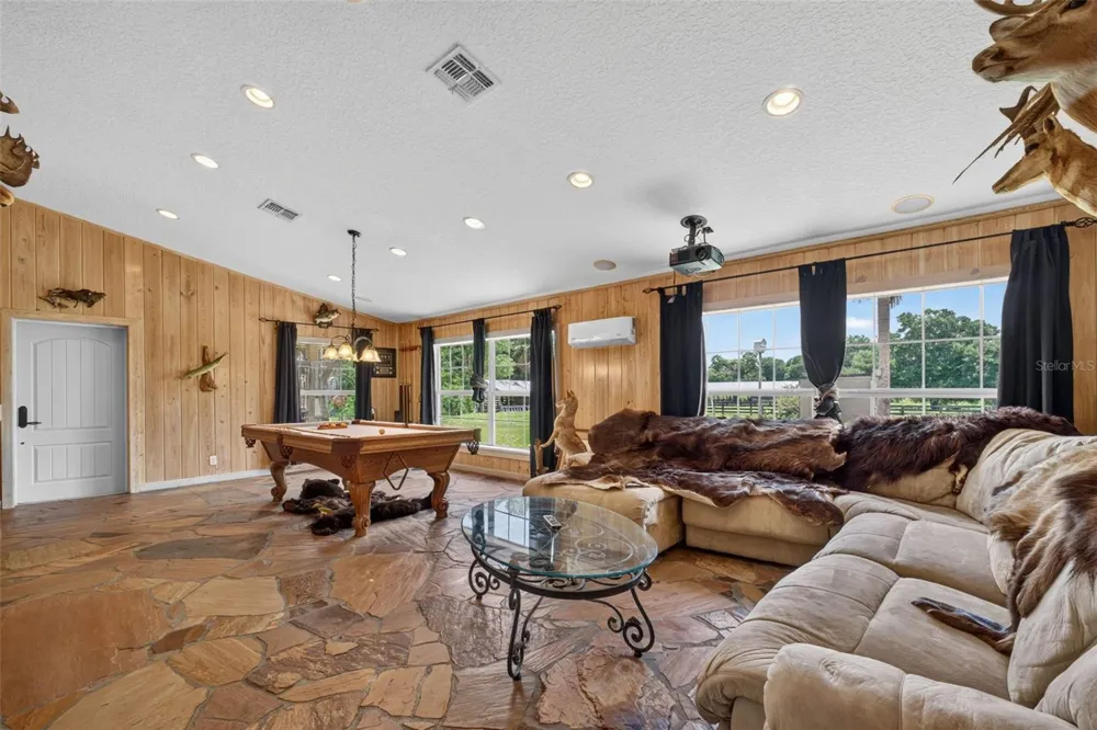 13342 W LAKE YALE ROAD Umatilla, FL 32784