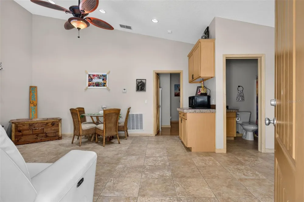 13342 W LAKE YALE ROAD Umatilla, FL 32784
