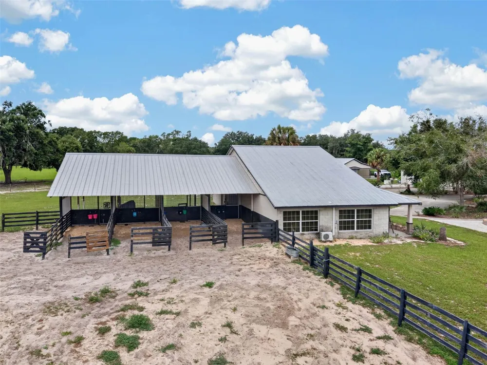 13342 W LAKE YALE ROAD Umatilla, FL 32784