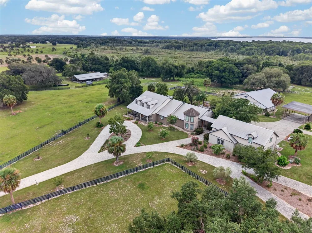 13342 W LAKE YALE ROAD Umatilla, FL 32784