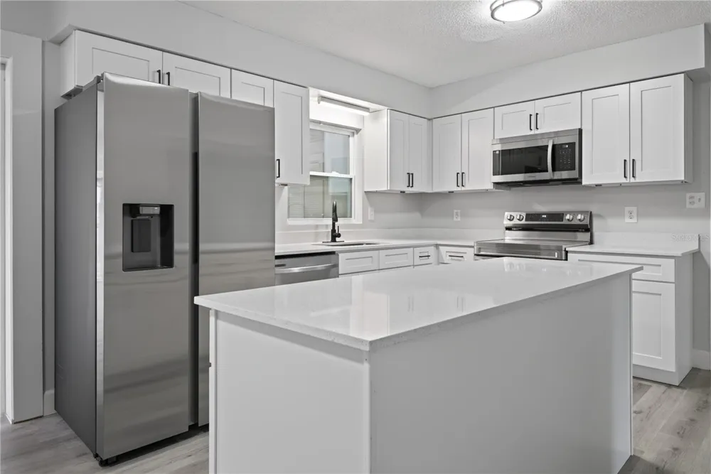 2390 NORTHLAND ROAD Mount Dora, FL 32757