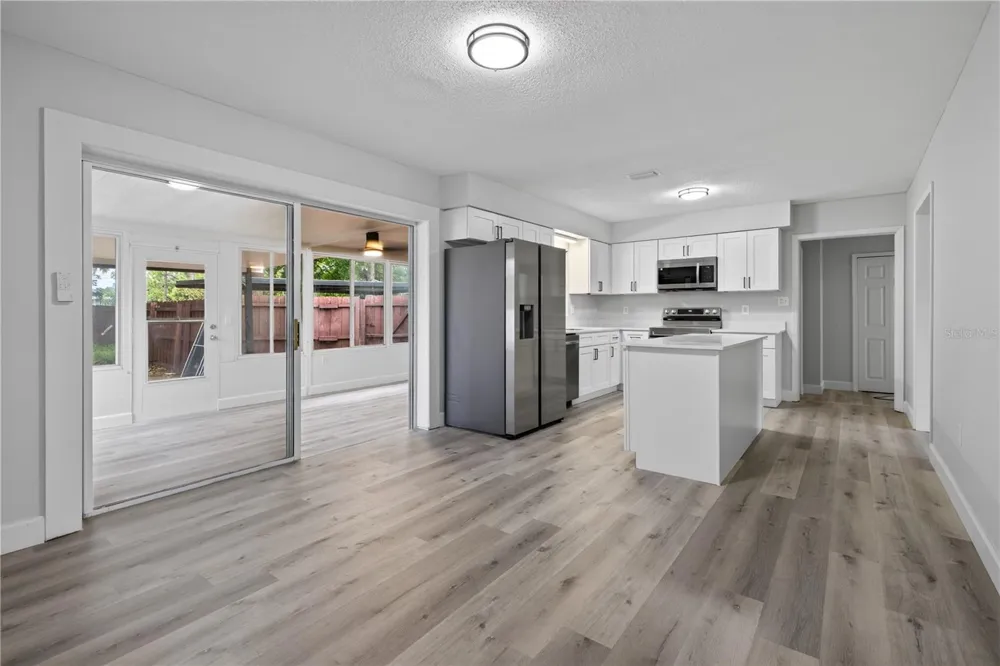 2390 NORTHLAND ROAD Mount Dora, FL 32757