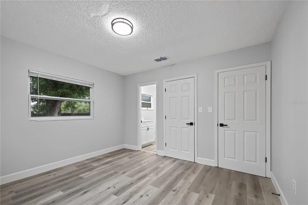 2390 NORTHLAND ROAD Mount Dora, FL 32757