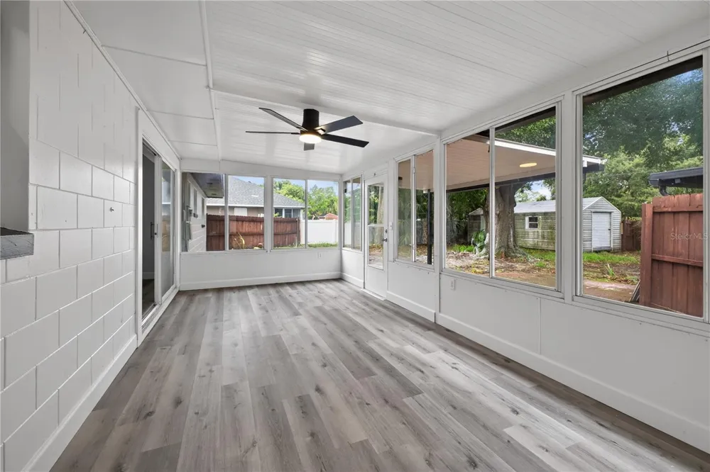2390 NORTHLAND ROAD Mount Dora, FL 32757