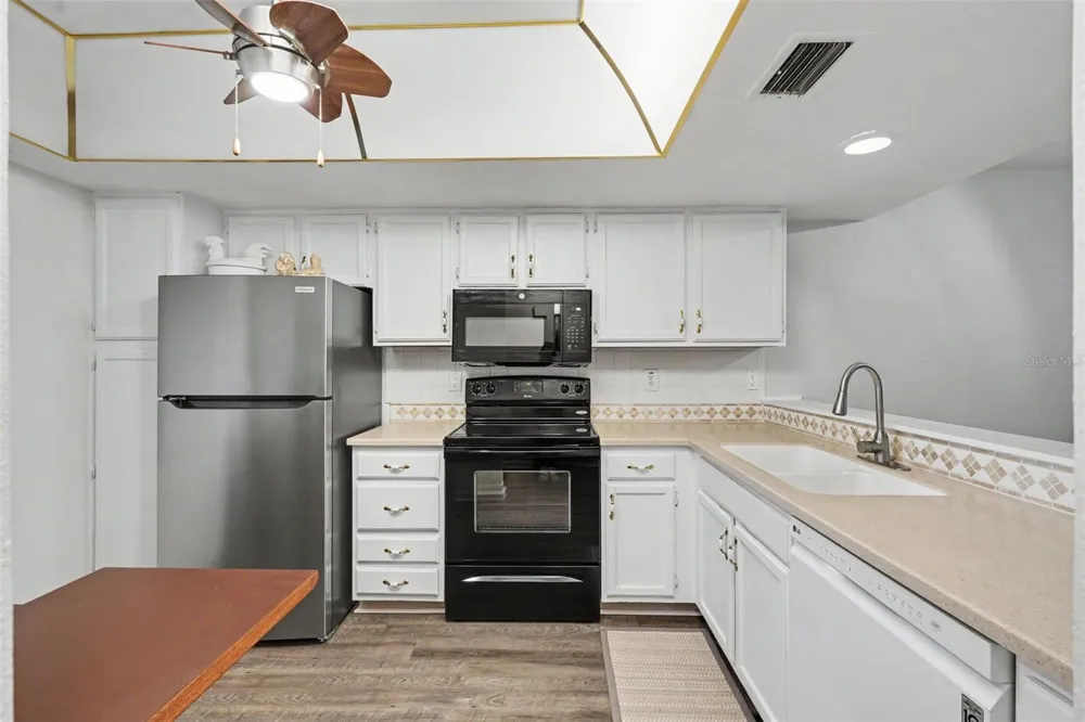 7360 ULMERTON ROAD #2B Largo, FL 33771