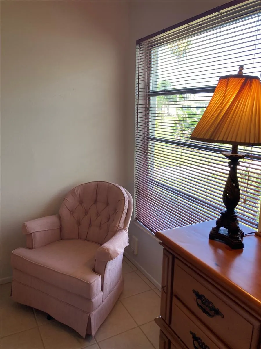 4313 TAHITIAN GARDENS CIRCLE CIRCLE #B Holiday, FL 34691