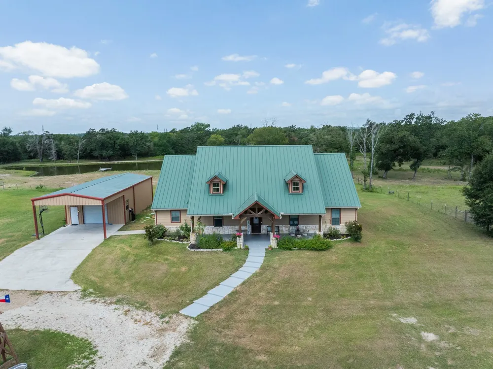 3835 County Road 151 Bedias, TX 77831