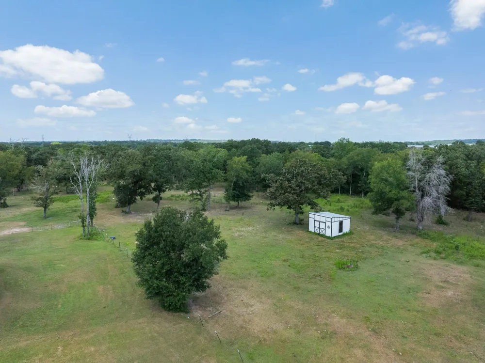 3835 County Road 151 Bedias, TX 77831
