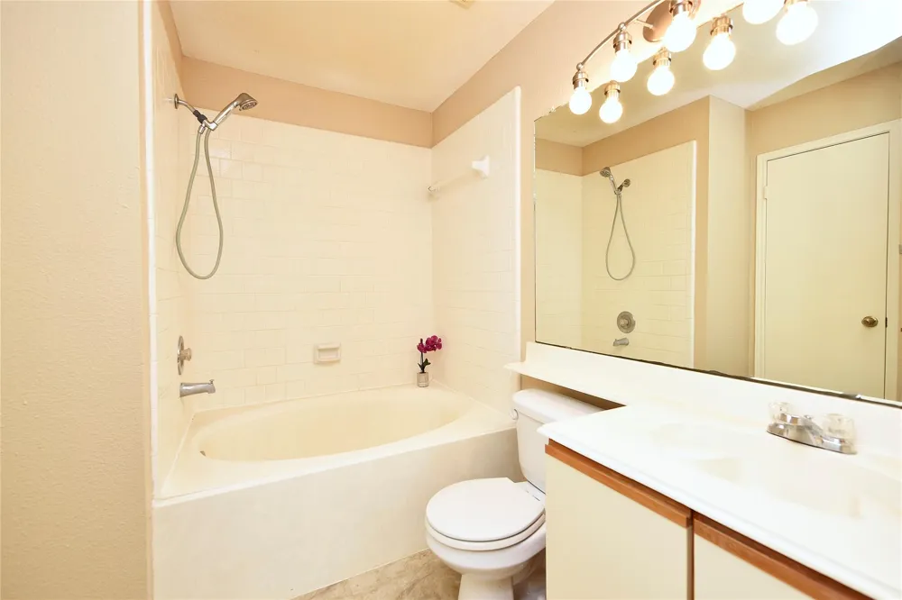 2930 Grants Lake Boulevard #2704 Sugar Land, TX 77479