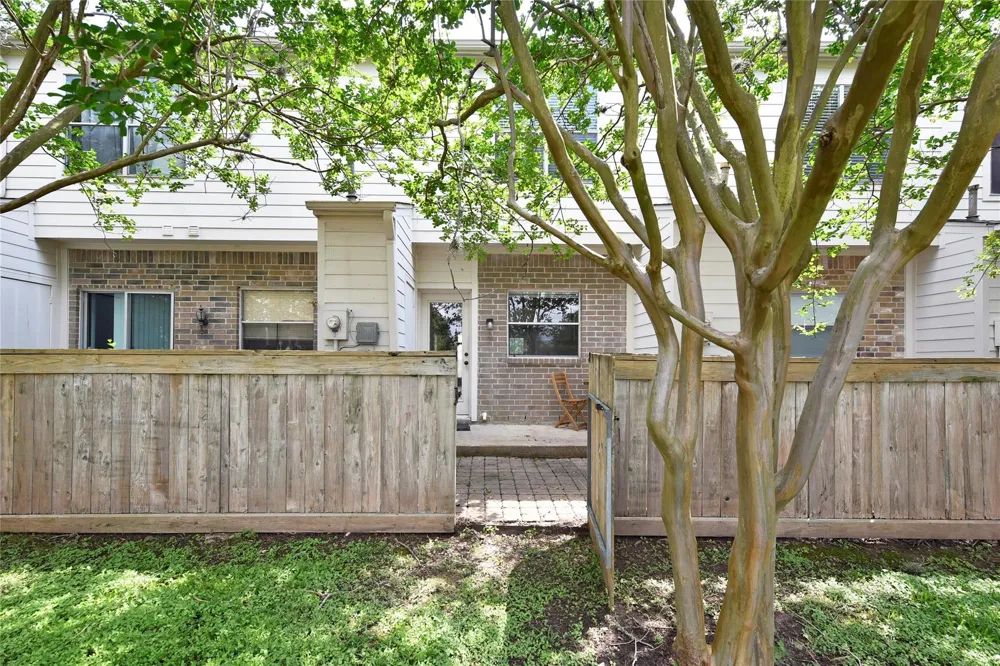 2930 Grants Lake Boulevard #2704 Sugar Land, TX 77479