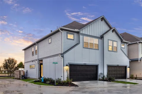 24405 Colonial Willow Drive