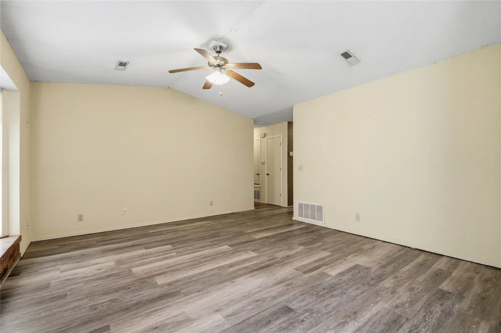 4401 S 4th Street Broken Arrow, OK 74011