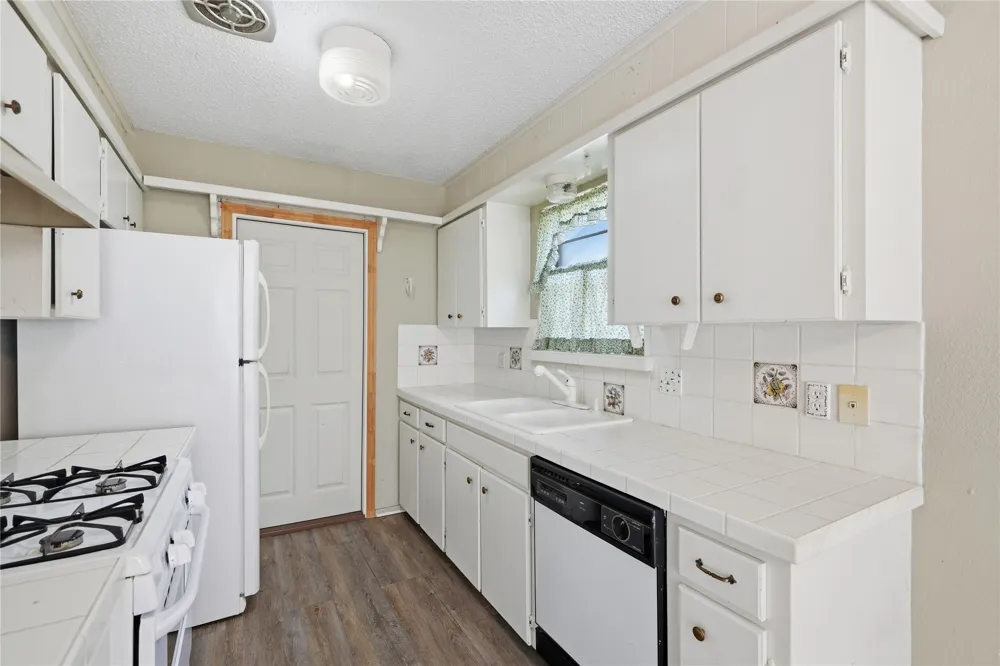 4401 S 4th Street Broken Arrow, OK 74011