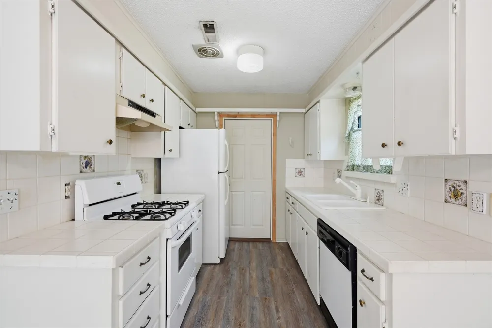 4401 S 4th Street Broken Arrow, OK 74011