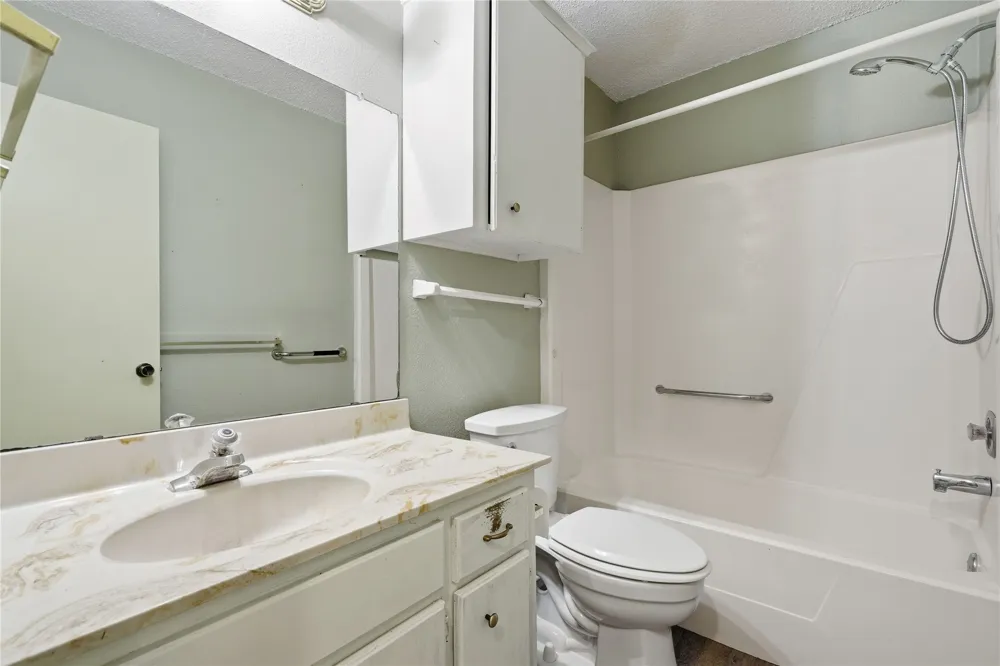 4401 S 4th Street Broken Arrow, OK 74011