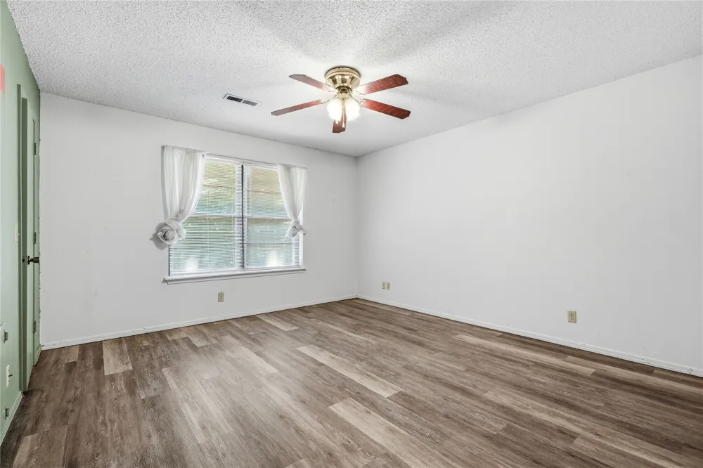 4401 S 4th Street Broken Arrow, OK 74011