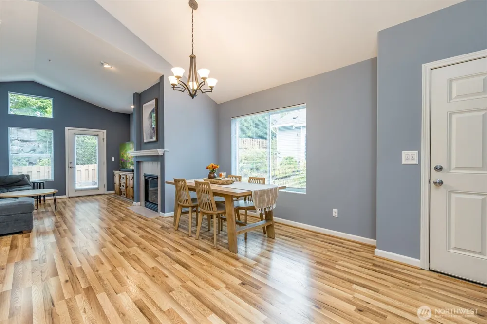 7114 James Place SE Auburn, WA 98092