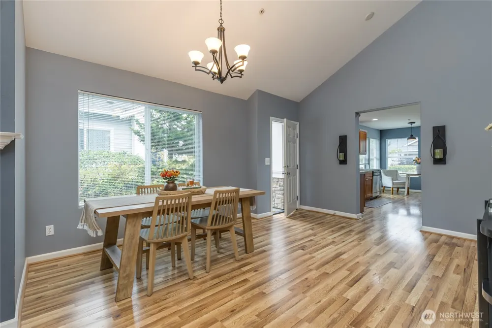 7114 James Place SE Auburn, WA 98092