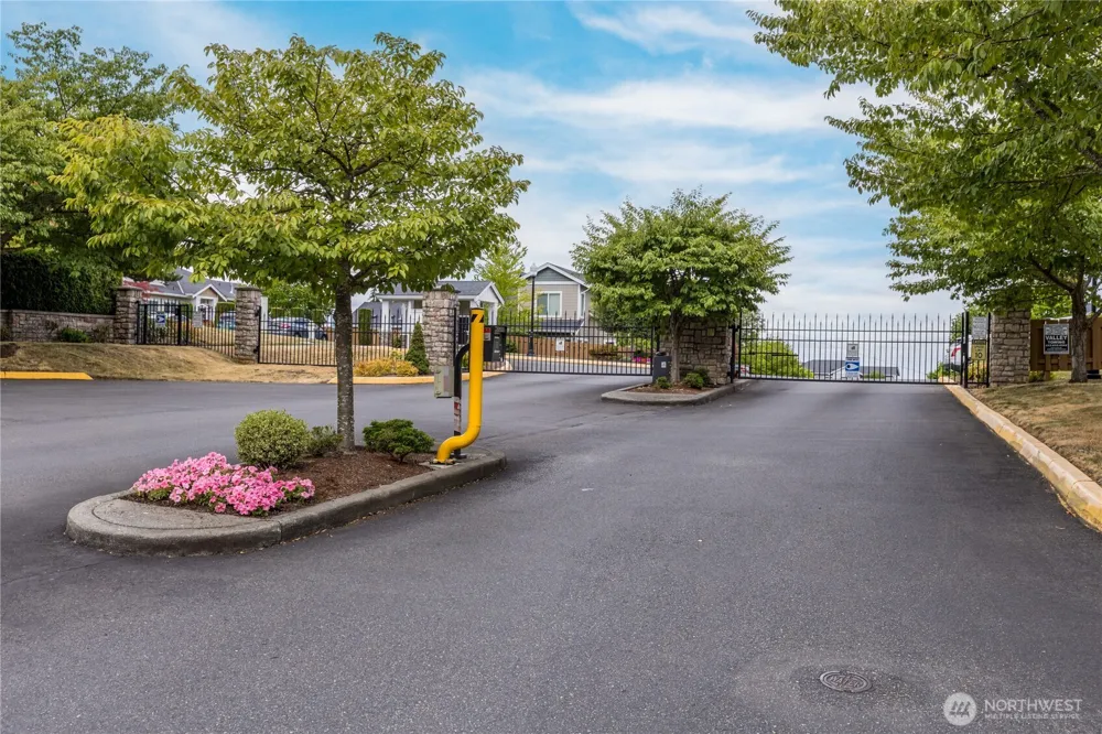 7114 James Place SE Auburn, WA 98092