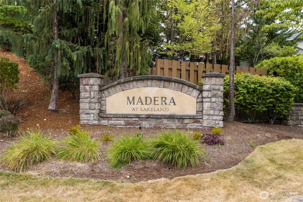 7114 James Place SE Auburn, WA 98092