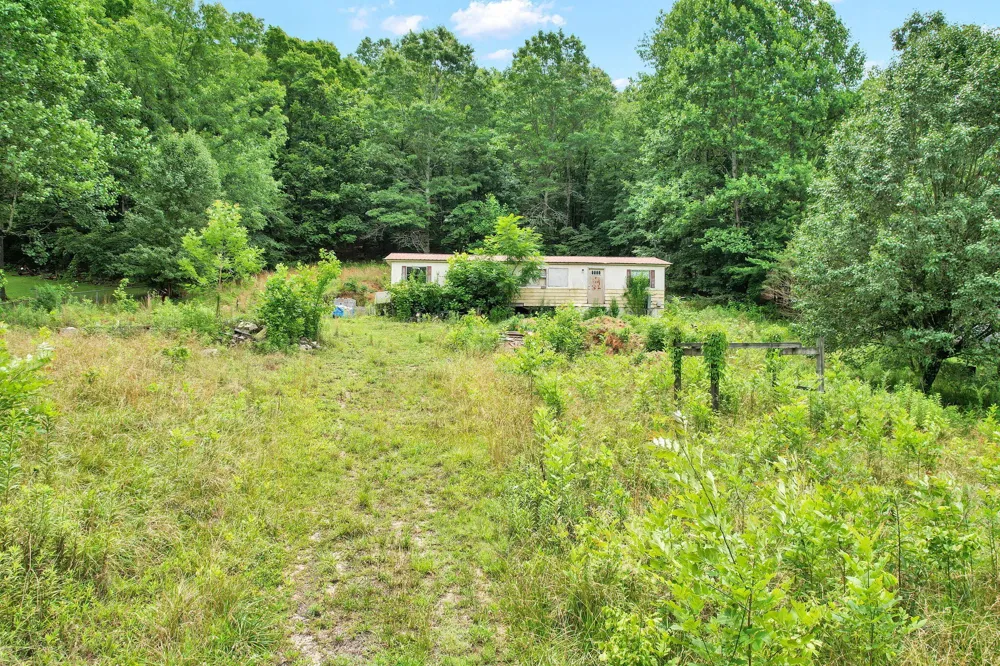 1241 Upper Cove Road Dayton, TN 37321