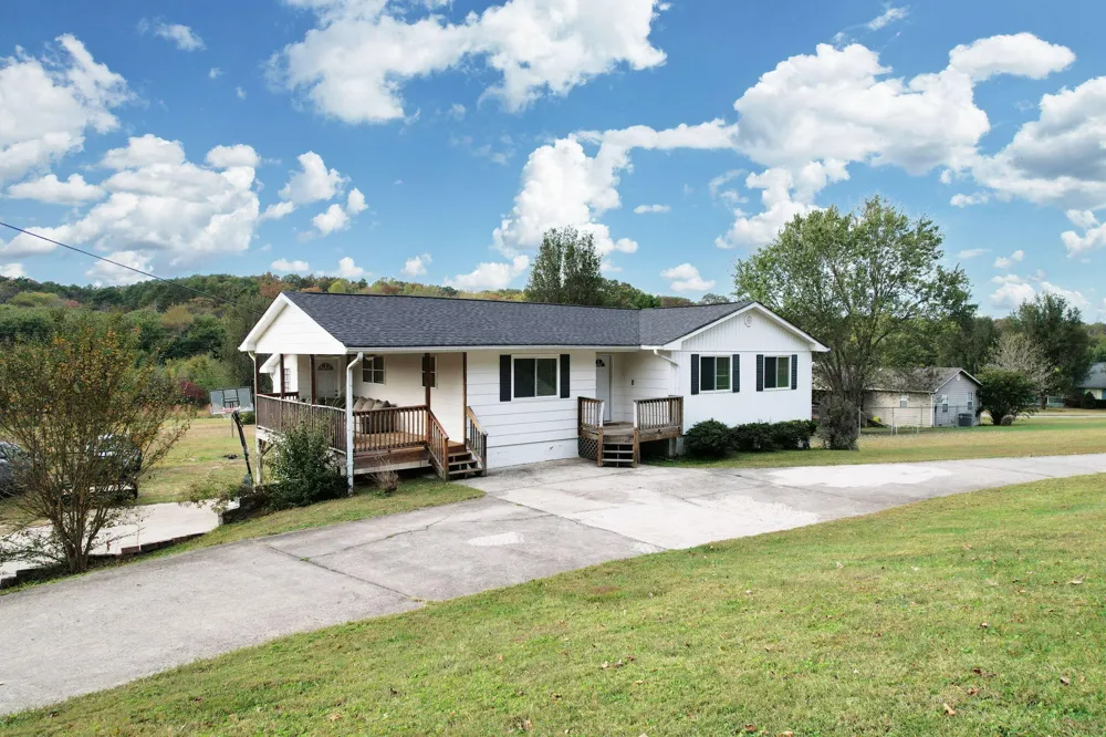 12413 Dolly Pond Road Birchwood, TN 37308