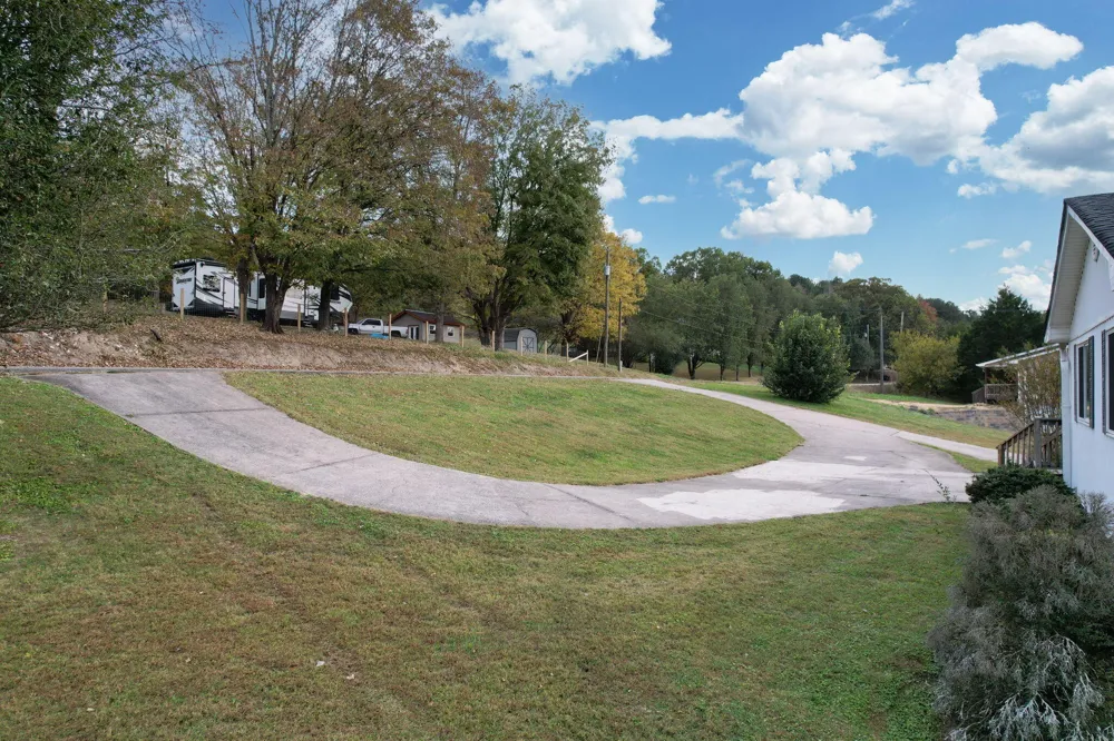 12413 Dolly Pond Road Birchwood, TN 37308