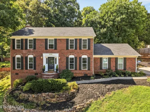 8409 Thornbury Court