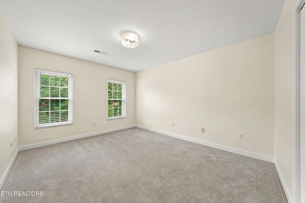 8409 Thornbury Court Knoxville, TN 37919