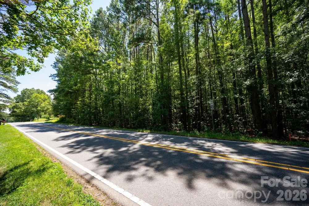 2804 Forest Lawn Drive Weddington, NC 28104