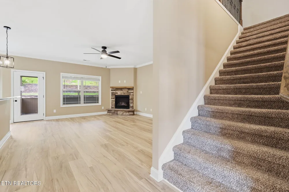 1230 Peake Lane Knoxville, TN 37922