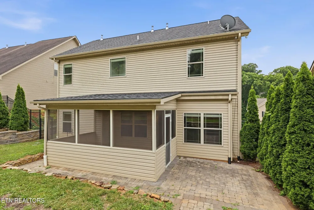 1230 Peake Lane Knoxville, TN 37922