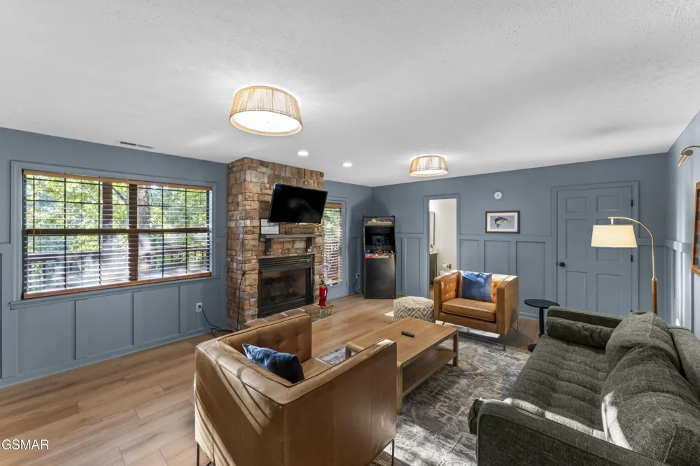 1550 Bears Den Way Sevierville, TN 37876