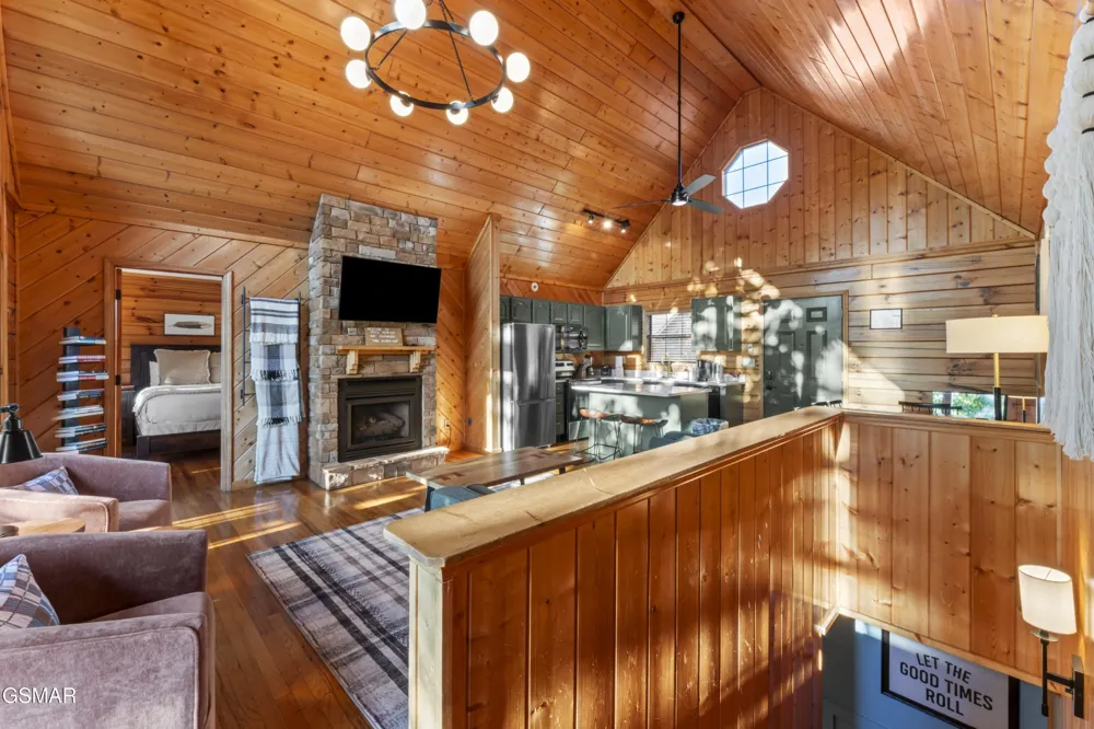 1550 Bears Den Way Sevierville, TN 37876
