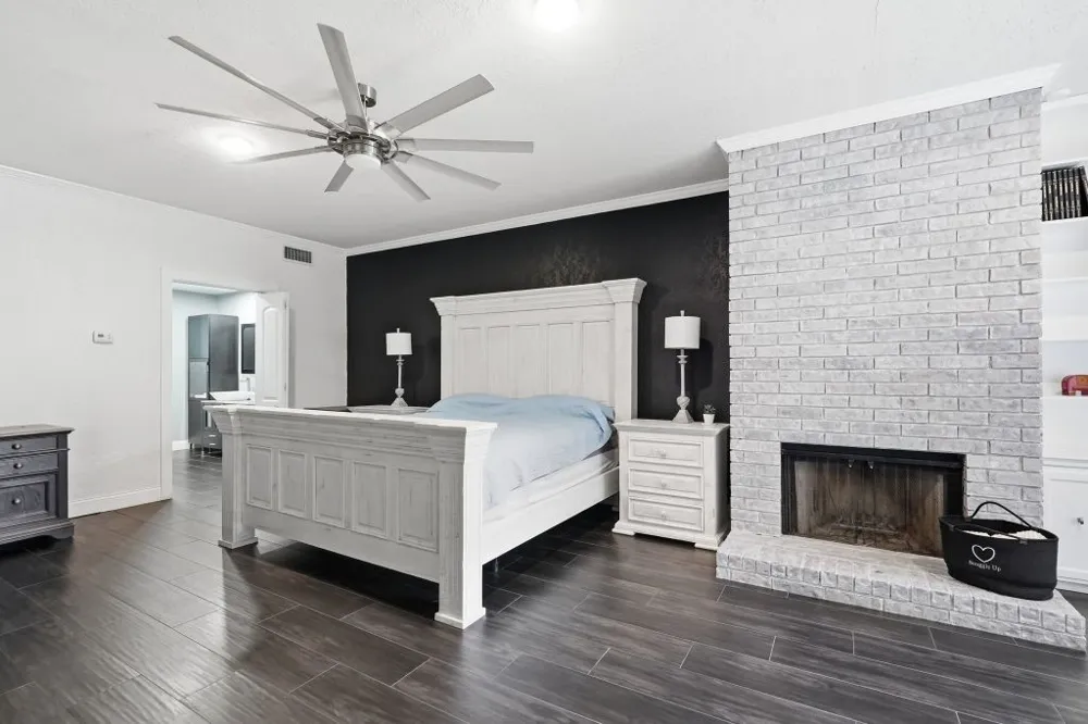 408 Arcadia Street Hurst, TX 76053