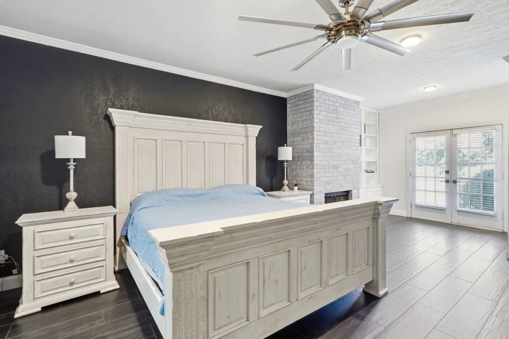 408 Arcadia Street Hurst, TX 76053