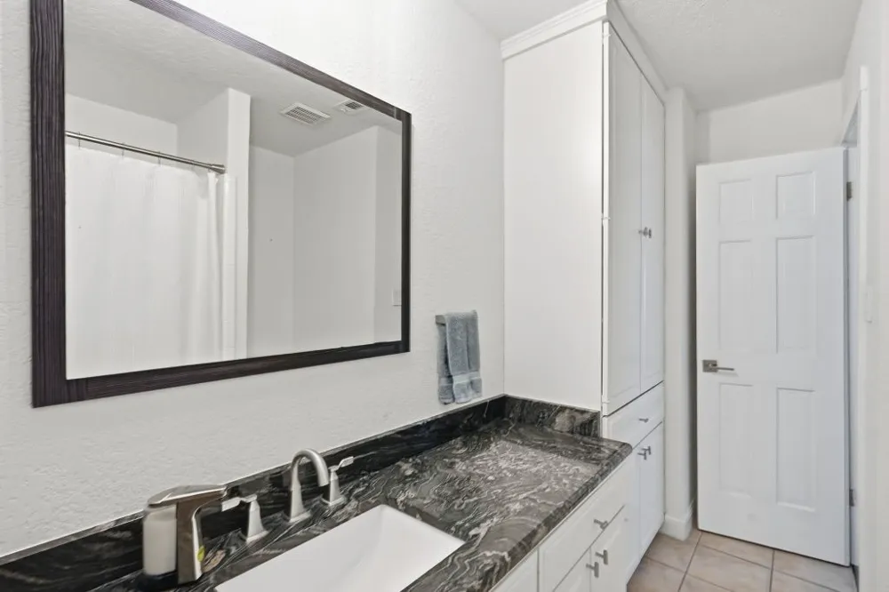 408 Arcadia Street Hurst, TX 76053
