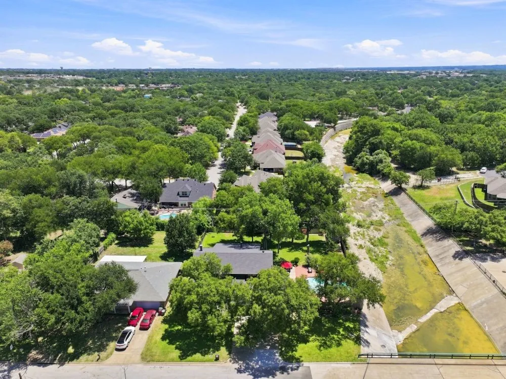 408 Arcadia Street Hurst, TX 76053