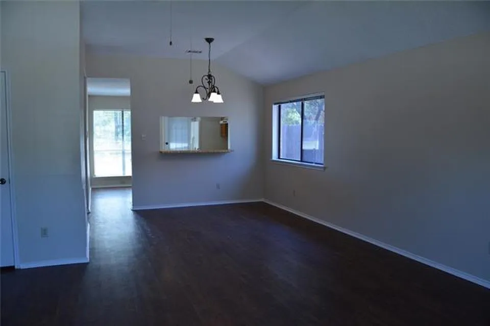 216 E Denton Drive Euless, TX 76039