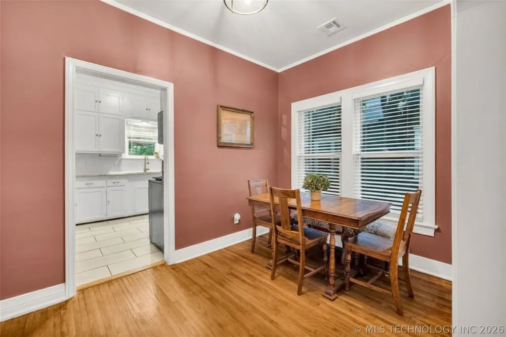 216 S Knoxville Avenue Tulsa, OK 74112
