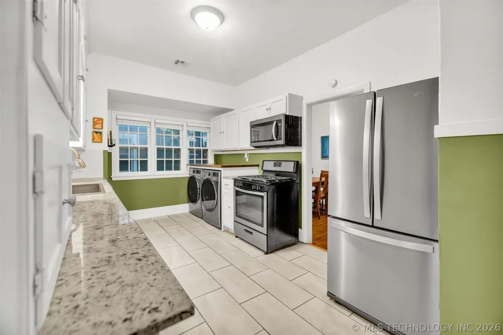 216 S Knoxville Avenue Tulsa, OK 74112